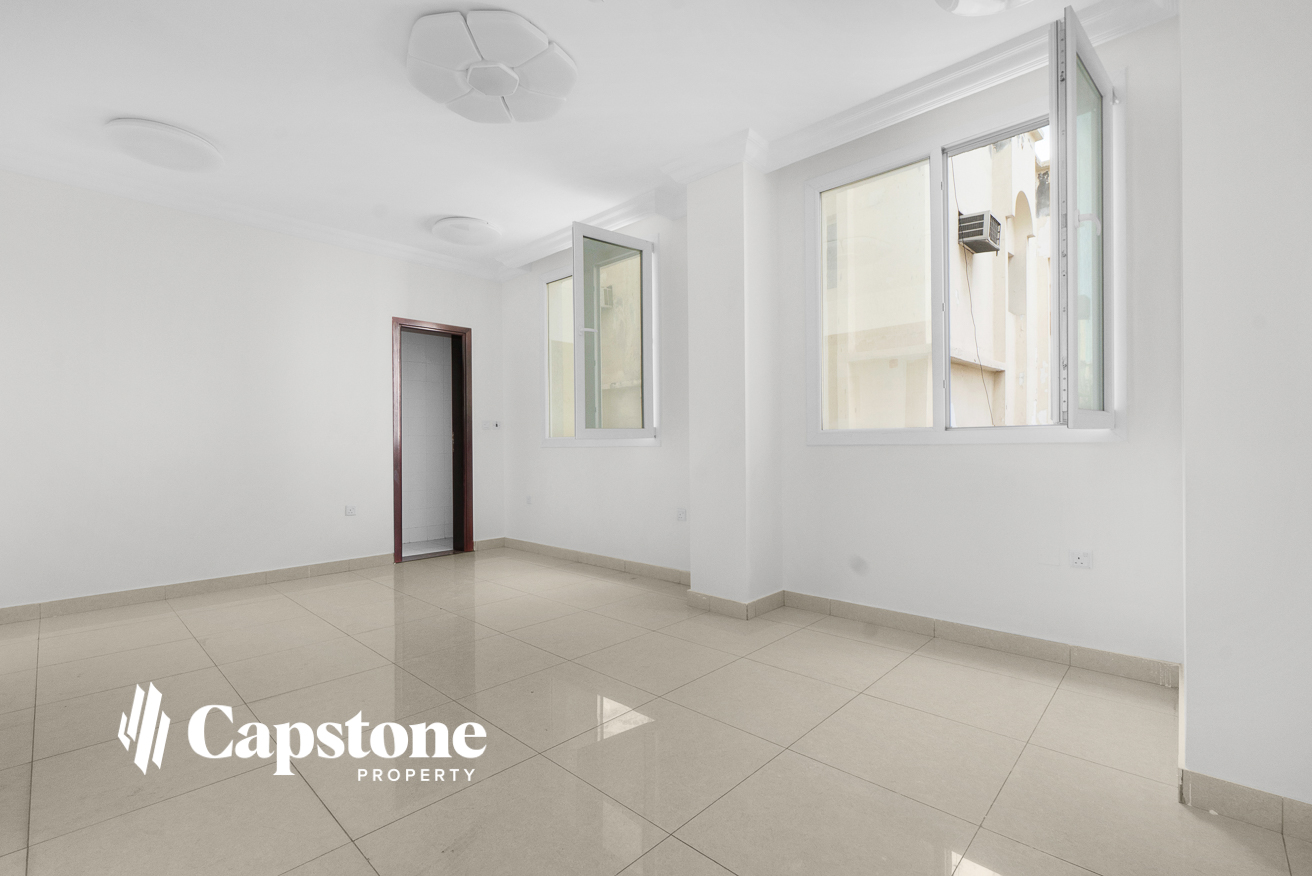 Bright 3BHK with Balcony in Prime Location - Apartment in Najma Street
