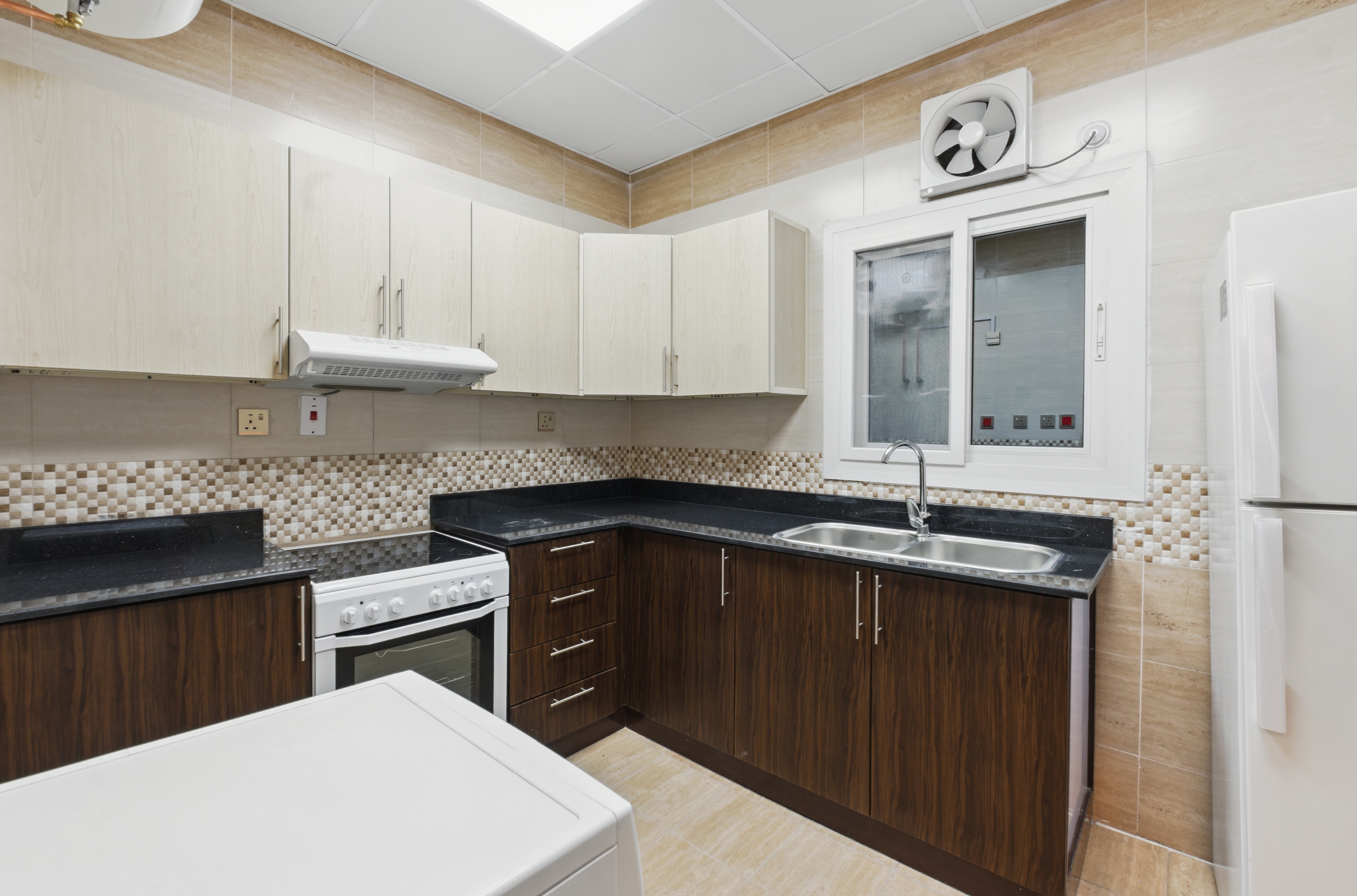 BRAND NEW | SPACIOUS | MODERN APARTMENTS - Apartment in Madinat Khalifa South